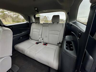 2020 Honda Pilot EX-L   - Photo 11 - Andover, MN 55304