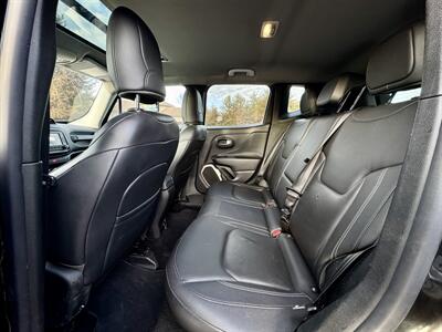 2015 Jeep Renegade Limited   - Photo 10 - Andover, MN 55304