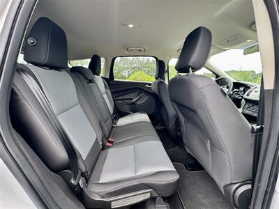 2018 Ford Escape SE   - Photo 13 - Andover, MN 55304