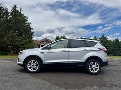 2018 Ford Escape SE   - Photo 2 - Andover, MN 55304