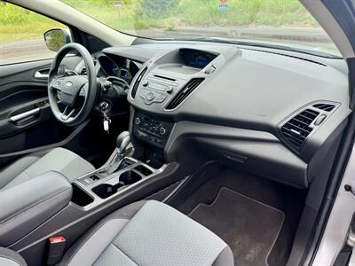 2018 Ford Escape SE   - Photo 14 - Andover, MN 55304