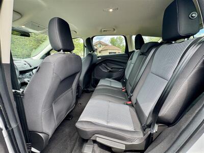 2018 Ford Escape SE   - Photo 12 - Andover, MN 55304