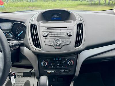 2018 Ford Escape SE   - Photo 20 - Andover, MN 55304