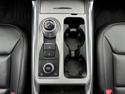 2022 Ford Explorer XLT   - Photo 23 - Andover, MN 55304