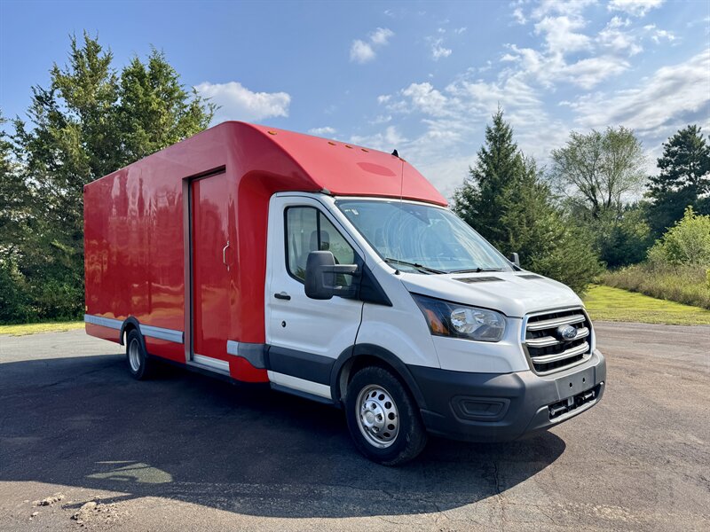 2020 Ford Transit 250 - Photo 10 - Andover, MN 55304