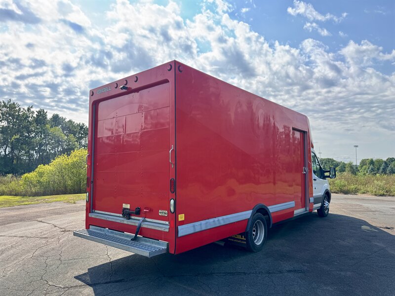2020 Ford Transit 250 - Photo 8 - Andover, MN 55304