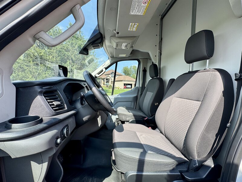 2020 Ford Transit 250 - Photo 13 - Andover, MN 55304