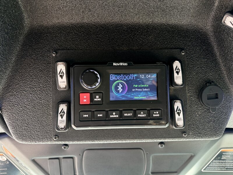 2020 Can-Am Defender Limited HD10 - Photo 15 - Andover, MN 55304