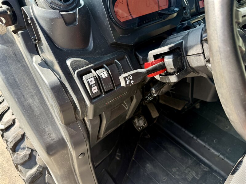 2020 Can-Am Defender Limited HD10 - Photo 12 - Andover, MN 55304