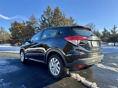 2019 Honda HR-V LX   - Photo 3 - Andover, MN 55304