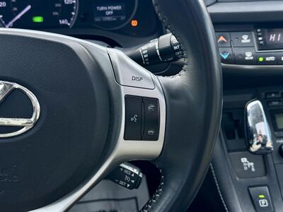 2013 Lexus CT 200h   - Photo 18 - Andover, MN 55304