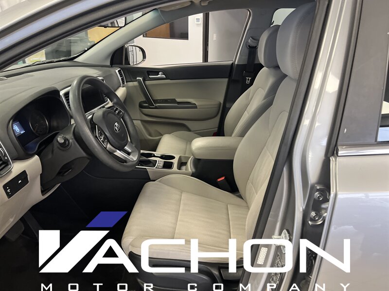 2021 Kia Sportage LX - Photo 8 - Attleboro, MA 02703