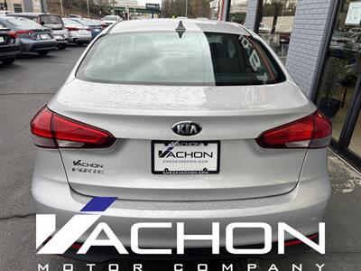2017 Kia Forte LX   - Photo 6 - Attleboro, MA 02703