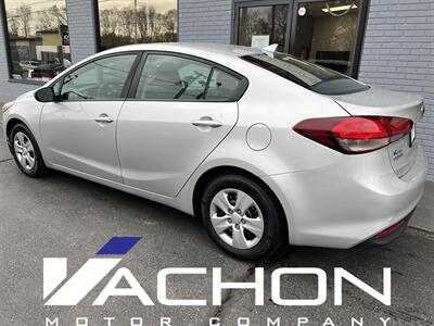 2017 Kia Forte LX   - Photo 5 - Attleboro, MA 02703