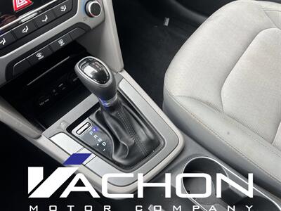 2017 Hyundai ELANTRA SE   - Photo 13 - Attleboro, MA 02703