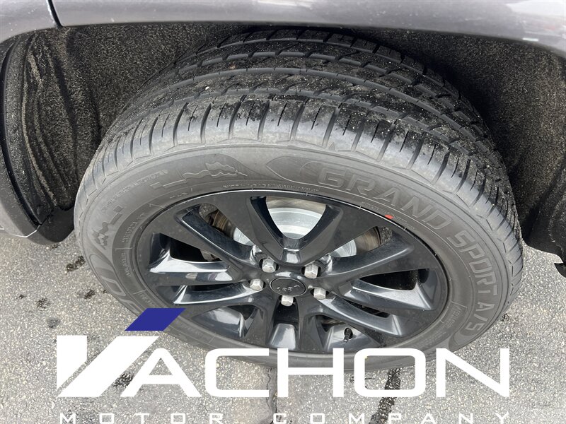 2017 Jeep Grand Cherokee Altitude - Photo 5 - Attleboro, MA 02703