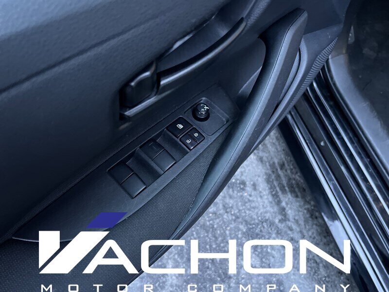 2025 Toyota Corolla LE - Photo 7 - Attleboro, MA 02703