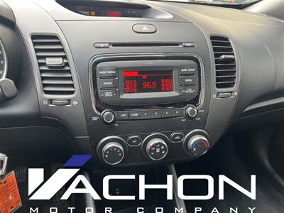 2018 Kia Forte LX   - Photo 12 - Attleboro, MA 02703