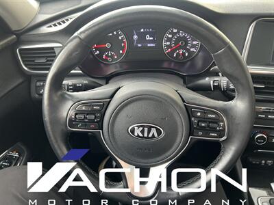 2018 Kia Optima EX - Photo 11 - Attleboro, MA 02703