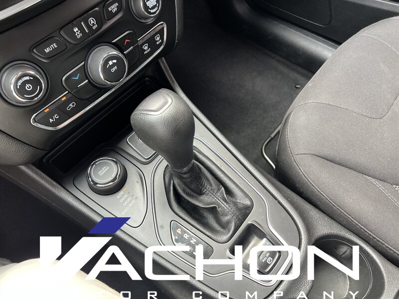 2020 Jeep Cherokee Latitude - Photo 14 - Attleboro, MA 02703