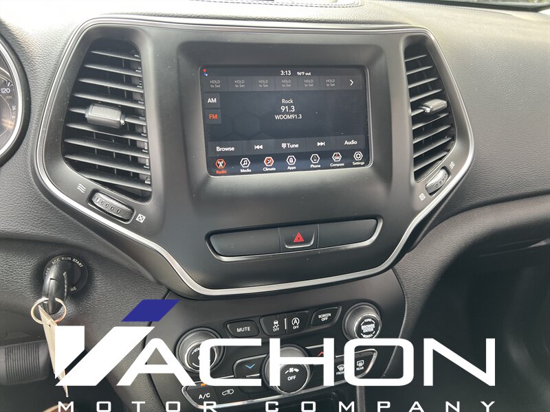2020 Jeep Cherokee Latitude - Photo 13 - Attleboro, MA 02703