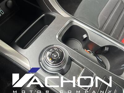 2020 Ford Fusion Hybrid SE   - Photo 13 - Attleboro, MA 02703