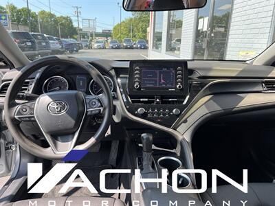 2021 Toyota Camry LE   - Photo 11 - Attleboro, MA 02703