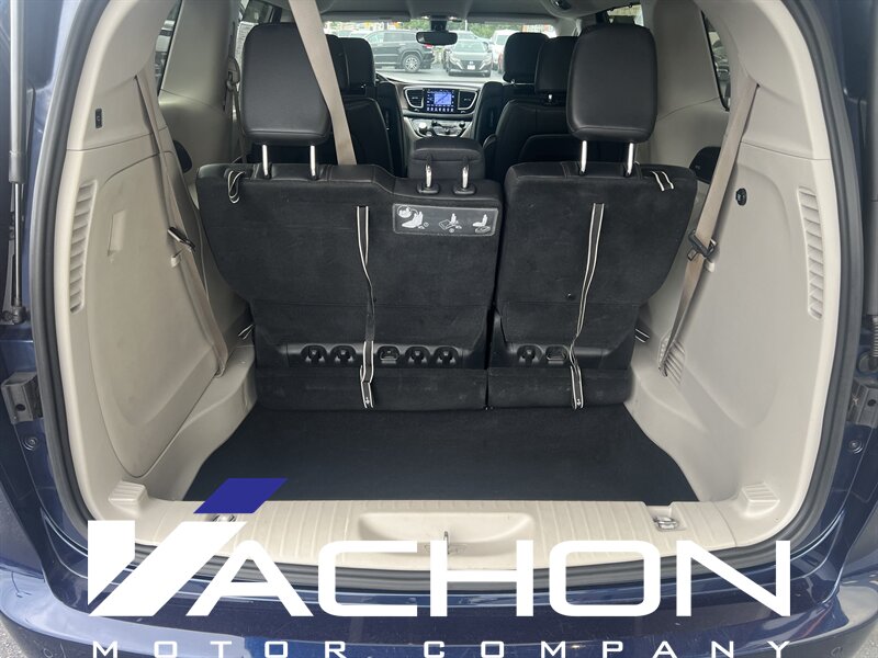 2017 Chrysler Pacifica Touring-L Plus - Photo 7 - Attleboro, MA 02703