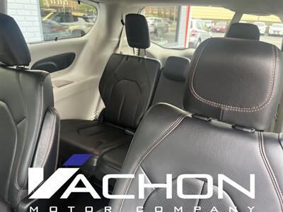 2017 Chrysler Pacifica Touring-L Plus - Photo 11 - Attleboro, MA 02703
