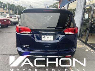 2017 Chrysler Pacifica Touring-L Plus - Photo 5 - Attleboro, MA 02703