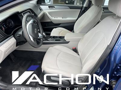2019 Hyundai SONATA SE   - Photo 8 - Attleboro, MA 02703