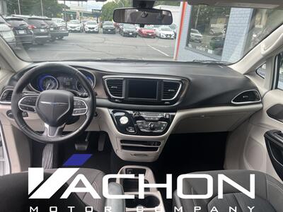 2020 Chrysler Voyager LX - Photo 12 - Attleboro, MA 02703
