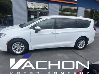 2020 Chrysler Voyager LX - Photo 3 - Attleboro, MA 02703