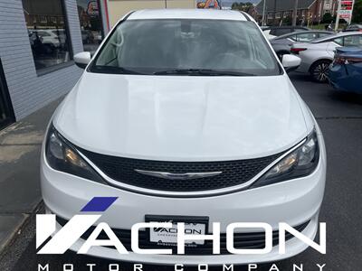 2020 Chrysler Voyager LX - Photo 2 - Attleboro, MA 02703