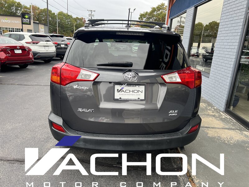2015 Toyota RAV4 XLE - Photo 5 - Attleboro, MA 02703