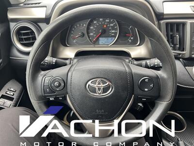 2015 Toyota RAV4 XLE - Photo 12 - Attleboro, MA 02703