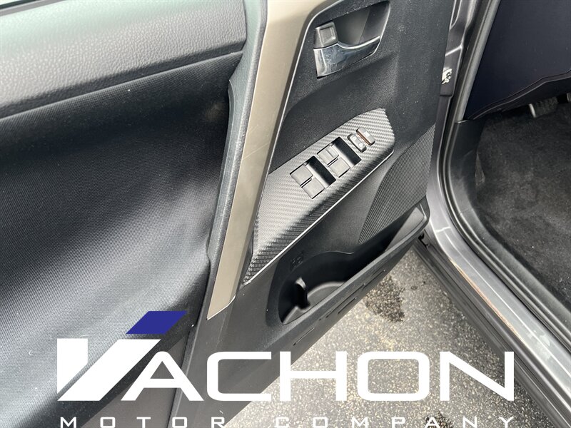 2015 Toyota RAV4 XLE - Photo 7 - Attleboro, MA 02703