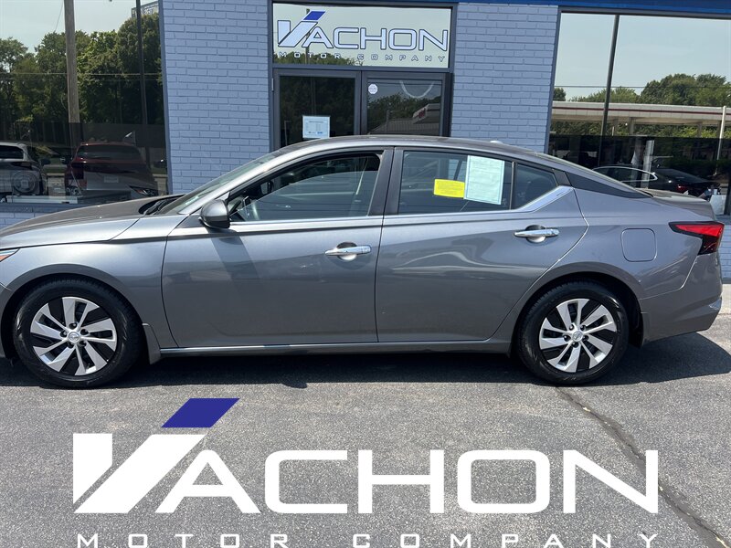 2020 Nissan Altima 2.5 S - Photo 3 - Attleboro, MA 02703