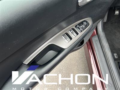 2019 Kia Optima LX   - Photo 8 - Attleboro, MA 02703