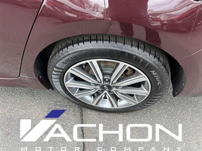 2019 Kia Optima LX   - Photo 6 - Attleboro, MA 02703