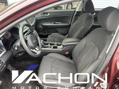 2019 Kia Optima LX   - Photo 9 - Attleboro, MA 02703