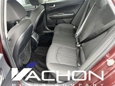 2019 Kia Optima LX   - Photo 10 - Attleboro, MA 02703