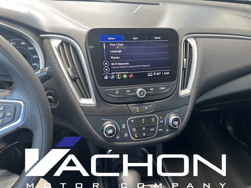 2023 Chevrolet Malibu LT - Photo 12 - Attleboro, MA 02703