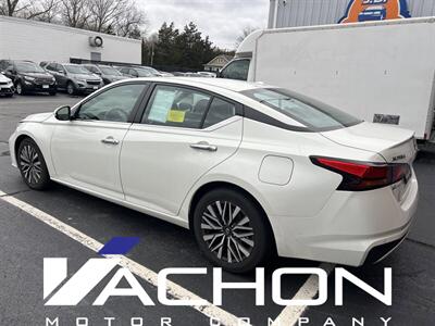 2023 Nissan Altima 2.5 SV   - Photo 4 - Attleboro, MA 02703