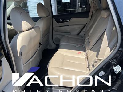 2017 Nissan Rogue SL - Photo 11 - Attleboro, MA 02703