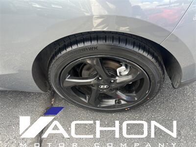 2019 Hyundai VELOSTER 2.0 - Photo 6 - Attleboro, MA 02703