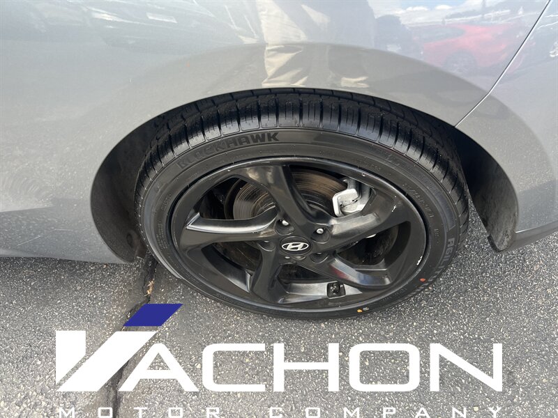 2019 Hyundai VELOSTER 2.0 - Photo 6 - Attleboro, MA 02703