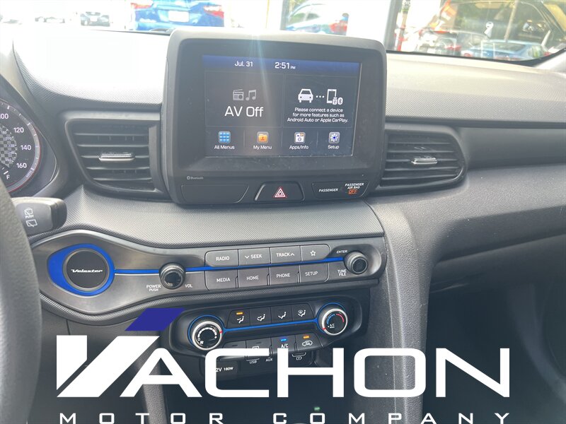 2019 Hyundai VELOSTER 2.0 - Photo 11 - Attleboro, MA 02703