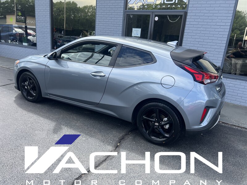 2019 Hyundai VELOSTER 2.0 - Photo 4 - Attleboro, MA 02703