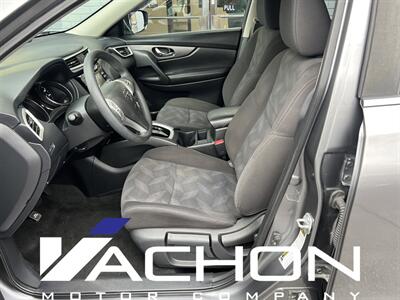 2016 Nissan Rogue S   - Photo 2 - Attleboro, MA 02703